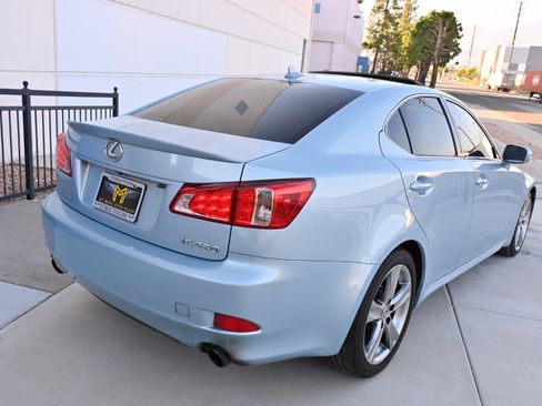 Used 2011 Lexus IS 250 w/ Premium Pkg Value Edition image 6