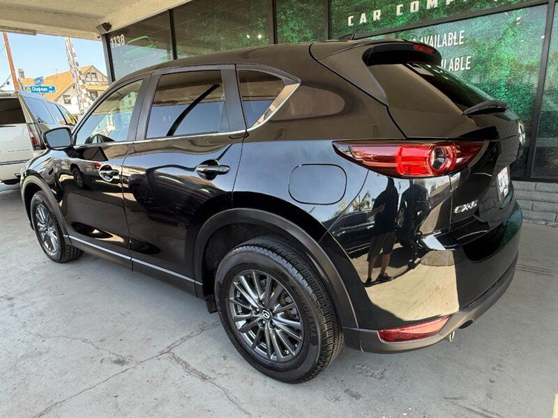 Used 2019 MAZDA CX-5 Touring FWD image 4