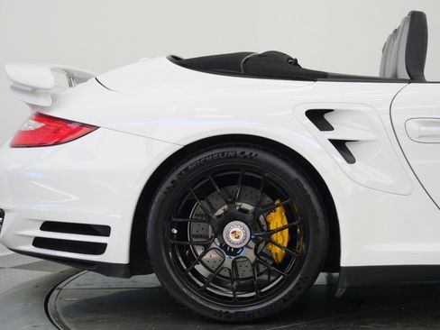 Used 2012 Porsche 911 Turbo S AWD/4WD image 64