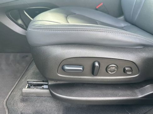 Used 2024 Buick Enclave Premium image 16