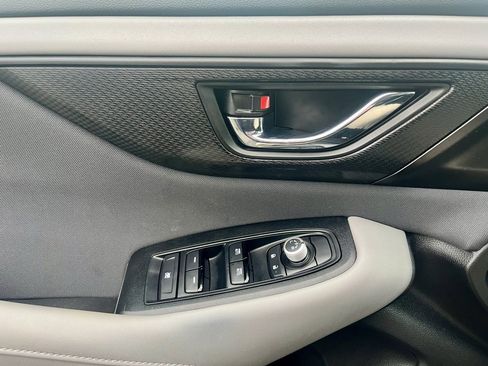 Used 2025 Subaru Outback Premium image 10