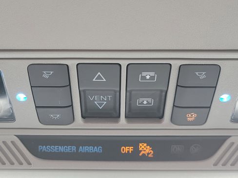 Used 2023 Ford Explorer XLT w/ Equipment Group 202A image 34