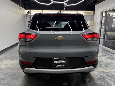 Used 2025 Chevrolet TrailBlazer LT image 4