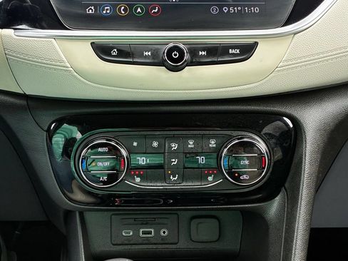 Used 2020 Buick Encore GX Essence w/ Advanced Technology Package AWD/4WD image 32