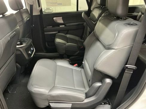 New 2026 Ford Expedition Active AWD/4WD image 12