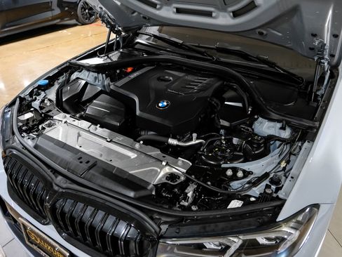 Used 2023 BMW 330i xDrive Sedan w/ M Sport Package image 51