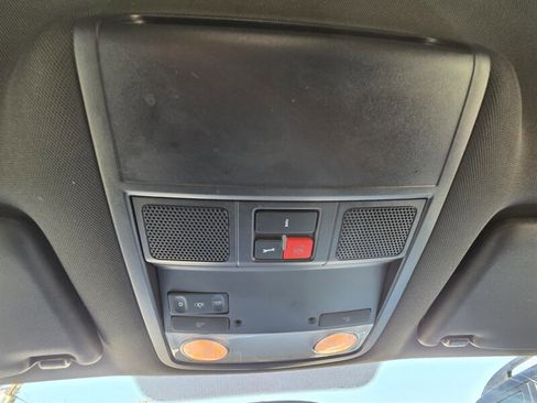 Used 2014 Volkswagen Beetle 2.5 image 25