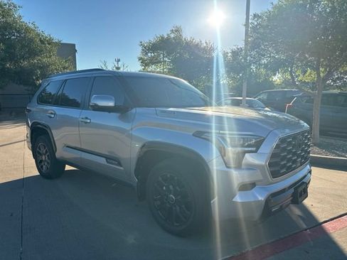 Used 2024 Toyota Sequoia Platinum AWD/4WD image 3