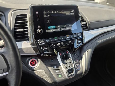 Certified 2024 Honda Odyssey Sport image 20