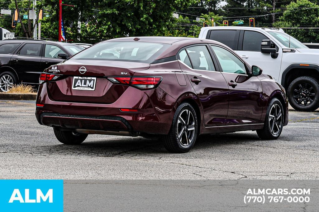 Used 2024 Nissan Sentra SV FWD image 5