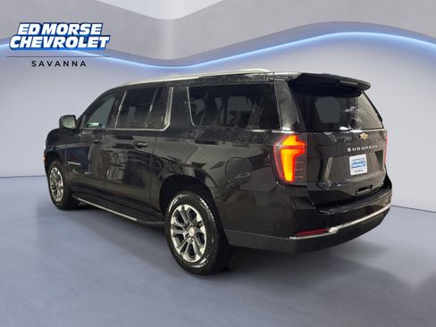 New 2026 Chevrolet Suburban LT w/ Comfort Package image 3
