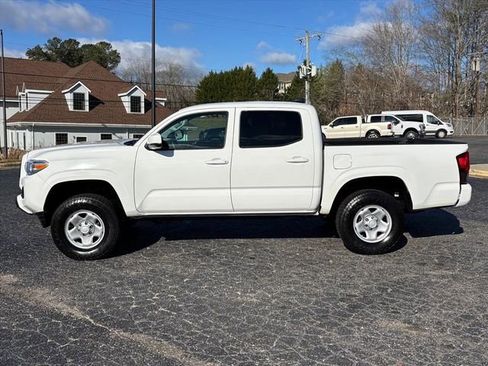 Used 2023 Toyota Tacoma SR image 22
