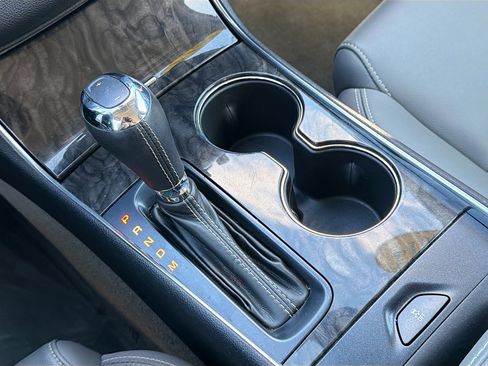 Used 2014 Chevrolet Impala LT w/ Convenience Package image 27