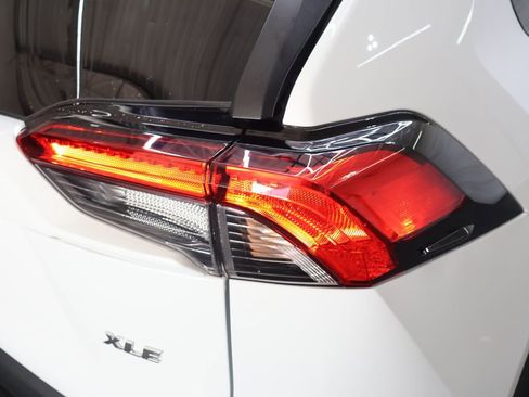 Used 2024 Toyota RAV4 XLE FWD image 29