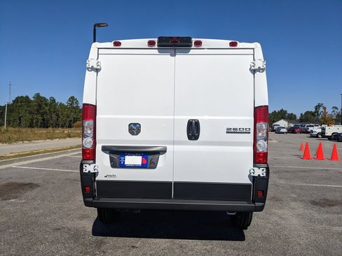 New 2026 RAM ProMaster 2500 image 14