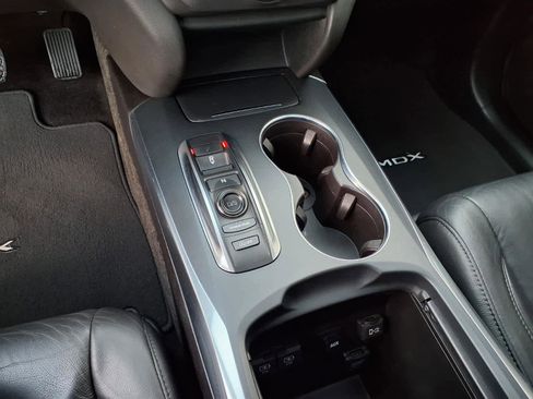 Used 2019 Acura MDX SH-AWD image 11