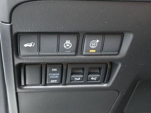 Used 2023 INFINITI QX80 Sensory w/ All-Season Package image 14