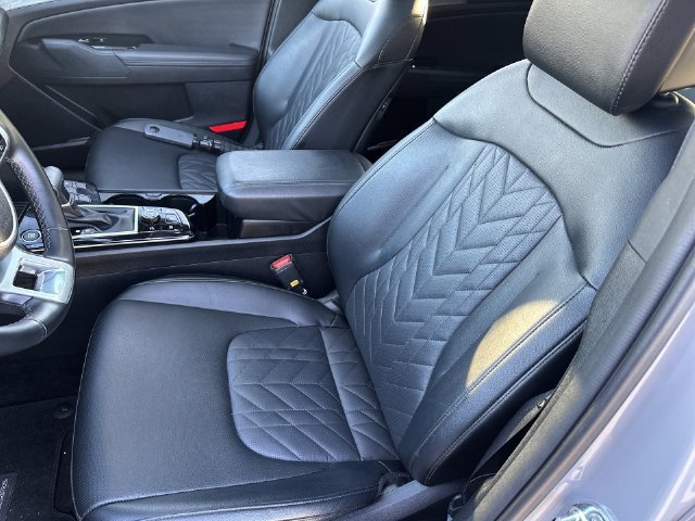 Used 2025 Kia Sportage X-Line w/ Premium Package AWD/4WD image 22
