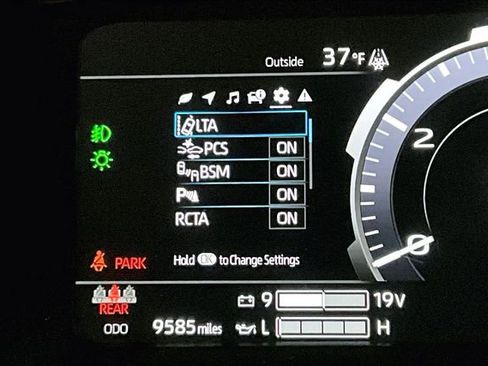 Used 2025 Toyota Tundra Limited image 37