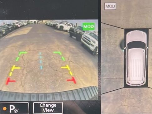 Used 2024 Nissan Armada Platinum w/ Captain's Chairs Package image 17