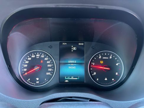 Used 2024 Mercedes-Benz Sprinter 2500 image 19