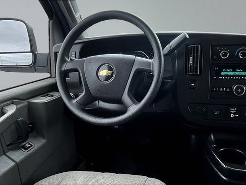 Used 2019 Chevrolet Express 2500 LS RWD image 9