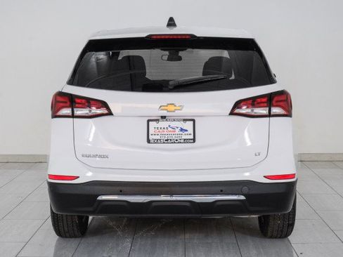 Used 2022 Chevrolet Equinox LT w/ Driver Convenience Package image 7