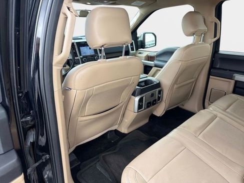 Used 2017 Ford F150 Lariat image 13