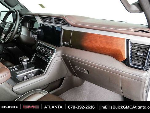 Used 2025 GMC Sierra 1500 Denali w/ Technology Package image 25