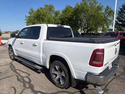 Used 2021 RAM 1500 Laramie AWD/4WD image 3