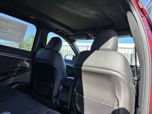 Used 2025 Jeep Wagoneer S Limited AWD/4WD image 16