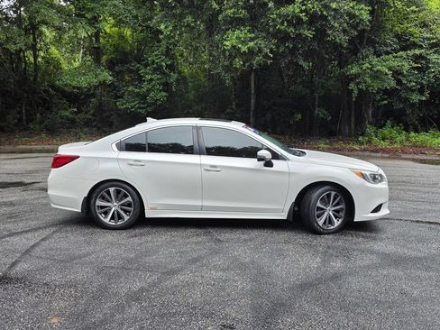 Used 2017 Subaru Legacy 2.5i Limited AWD/4WD image 34