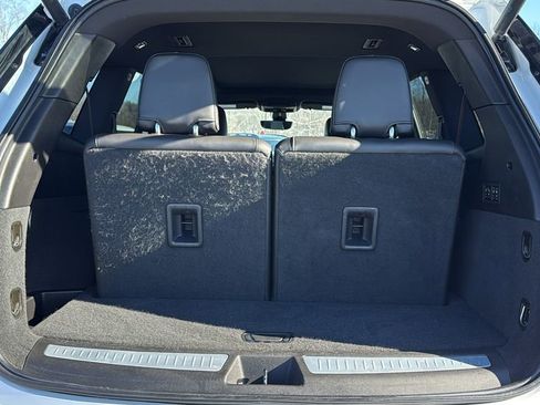 Used 2021 Cadillac XT6 Premium Luxury image 27