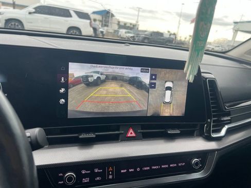 Used 2024 Kia Sportage SX image 13