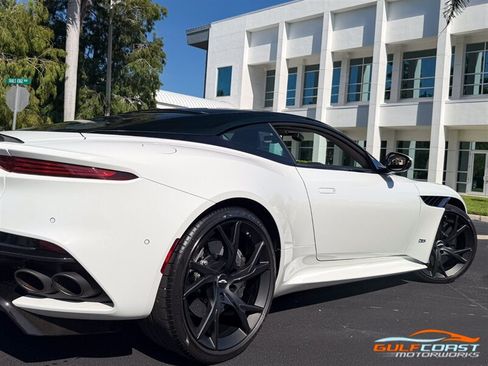 Used 2019 Aston Martin DBS Superleggera RWD image 54
