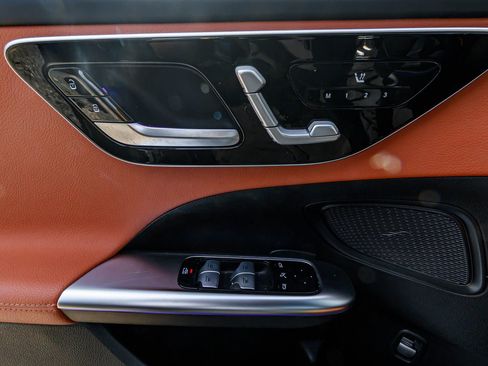 Used 2022 Mercedes-Benz C 300 4MATIC Sedan w/ AMG Line w/ Night Package image 22