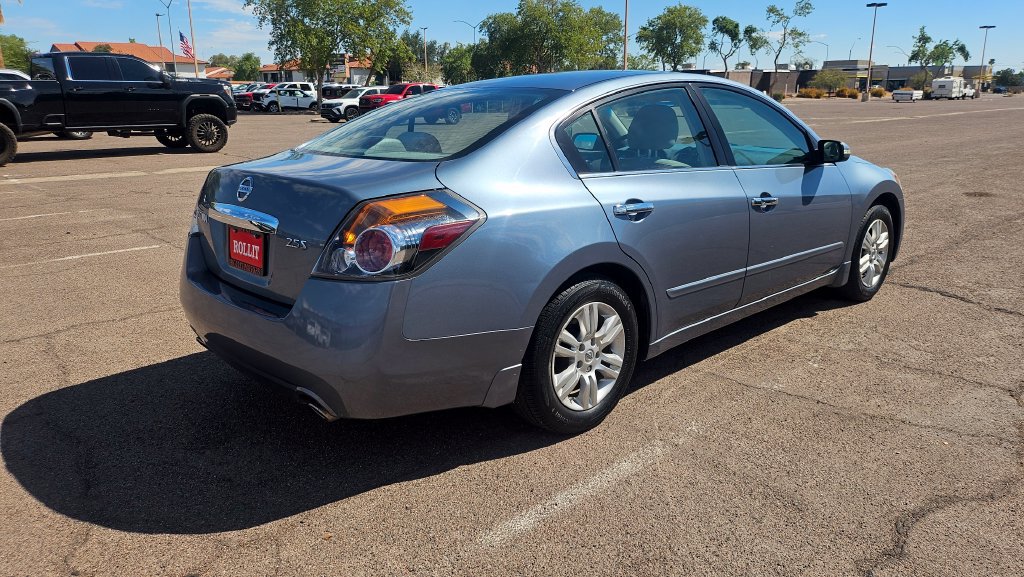 Used 2010 Nissan Altima 2.5 S w/ Convenience Plus Pkg FWD image 11