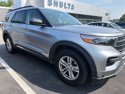 Used 2020 Ford Explorer XLT AWD/4WD image 7