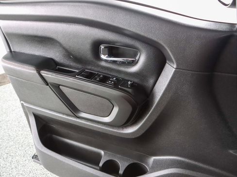 Used 2021 Nissan Titan PRO-4X w/ Pro-4x Utility Package image 24