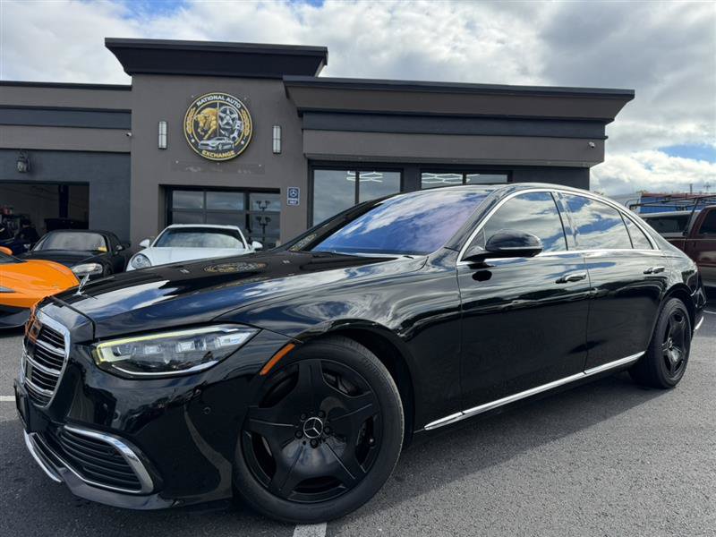 Used 2022 Mercedes-Benz S 580 4MATIC Sedan w/ Rear Seat Package image 1
