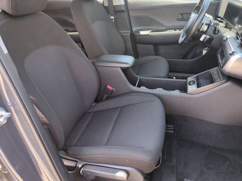 Certified 2024 Hyundai Kona SEL w/ Convenience Package AWD/4WD image 18