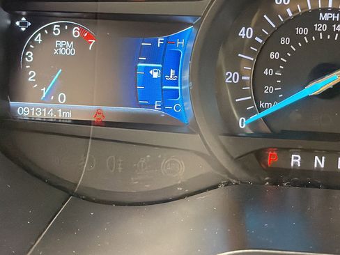 Used 2018 Ford Edge SEL w/ Equipment Group 201A image 18