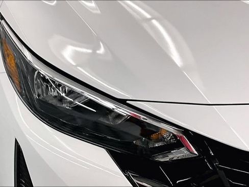 New 2025 Nissan Sentra SV w/ All-Weather Package image 13