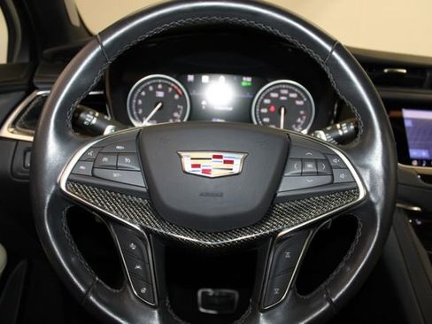 Certified 2024 Cadillac XT5 Sportv w/ Technology Package AWD/4WD image 24