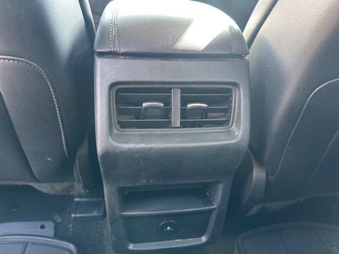 Used 2023 Ford Edge SEL AWD/4WD image 29