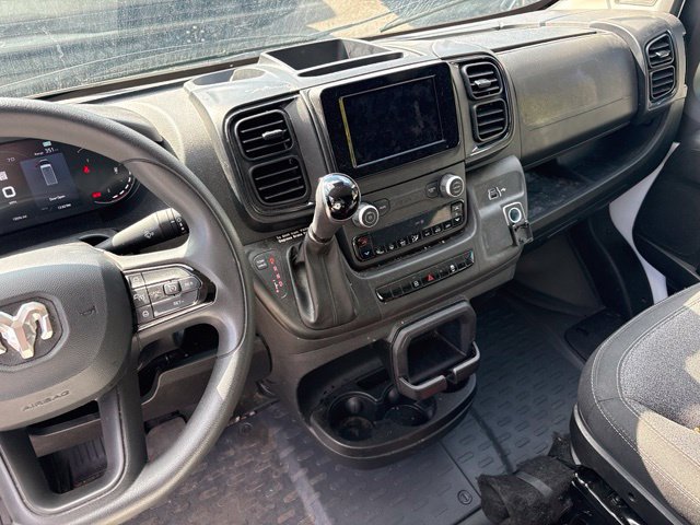 Used 2025 RAM ProMaster 2500 w/ U-Haul Equipment Group FWD image 34