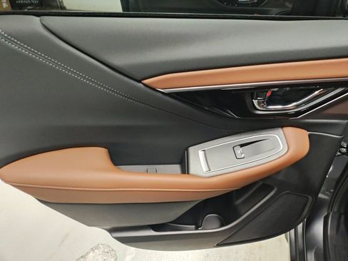 Used 2025 Subaru Outback Touring image 28