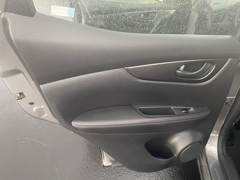 Used 2017 Nissan Rogue Sport S w/ S Appearance Package image 20