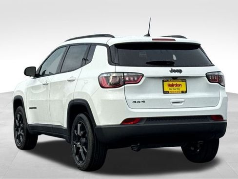 New 2026 Jeep Compass Latitude image 6