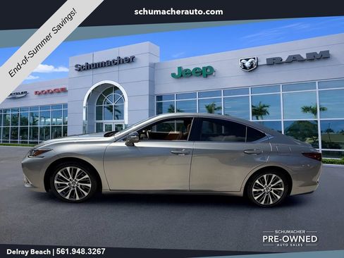 Used 2020 Lexus ES 350 w/ Premium Package FWD image 4